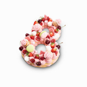 Piros gyümölcsös mini muffinos szám torta – SUGAR! Cukrászda